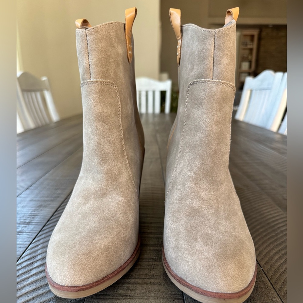 MIA Susanna Western Block Heel Ankle Sand/Nude Boots Women's Size 8 - Picture 7 of 16